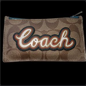 EUC Unisex Coach zip card case with unique logo